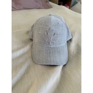 Roots Canada Maple Leaf Hat Gray Baseball Cap Adjustable O/S Unisex Classic‎
